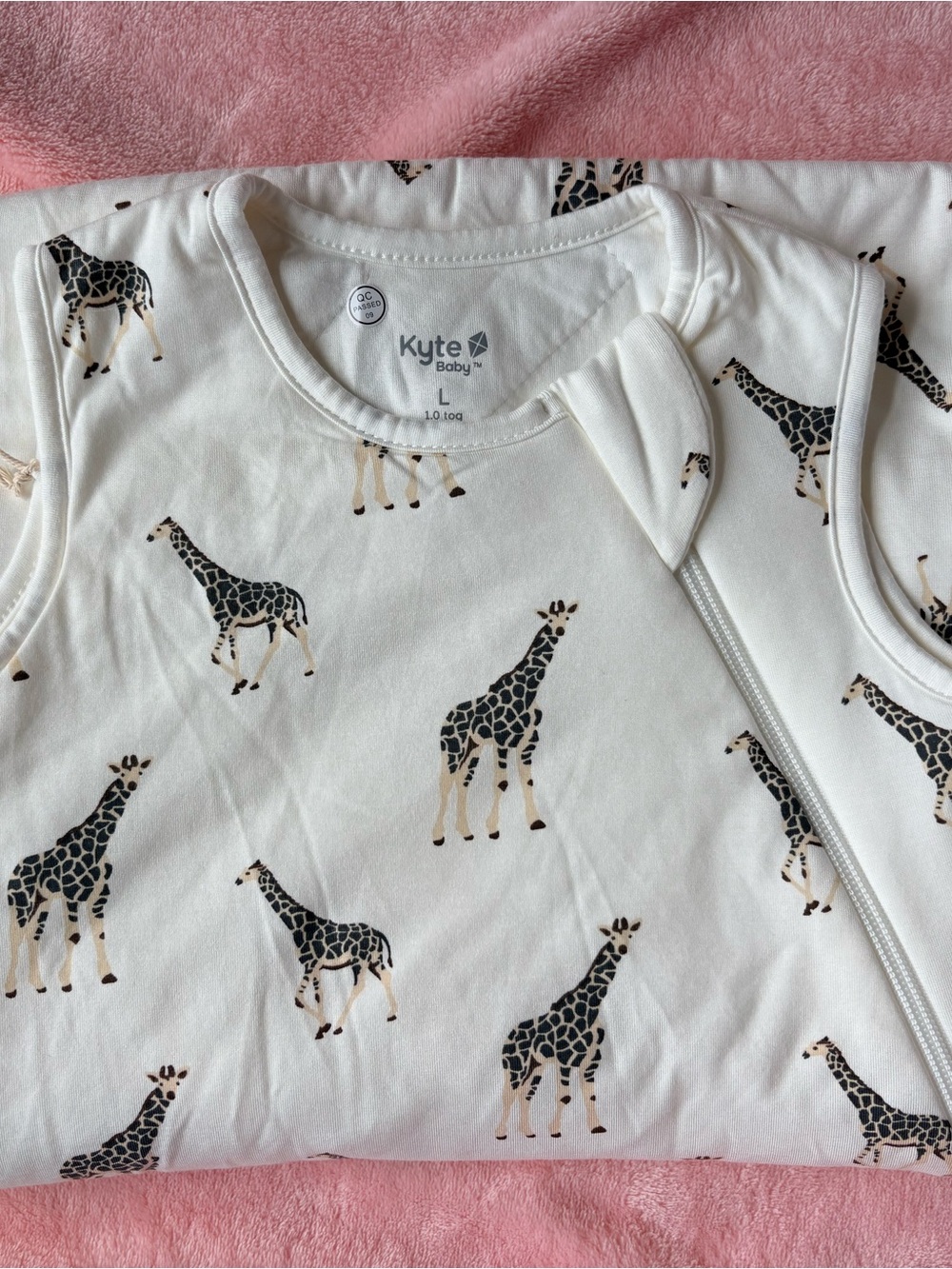 Kyte BABY Cream Giraffe Print Sleep Sack